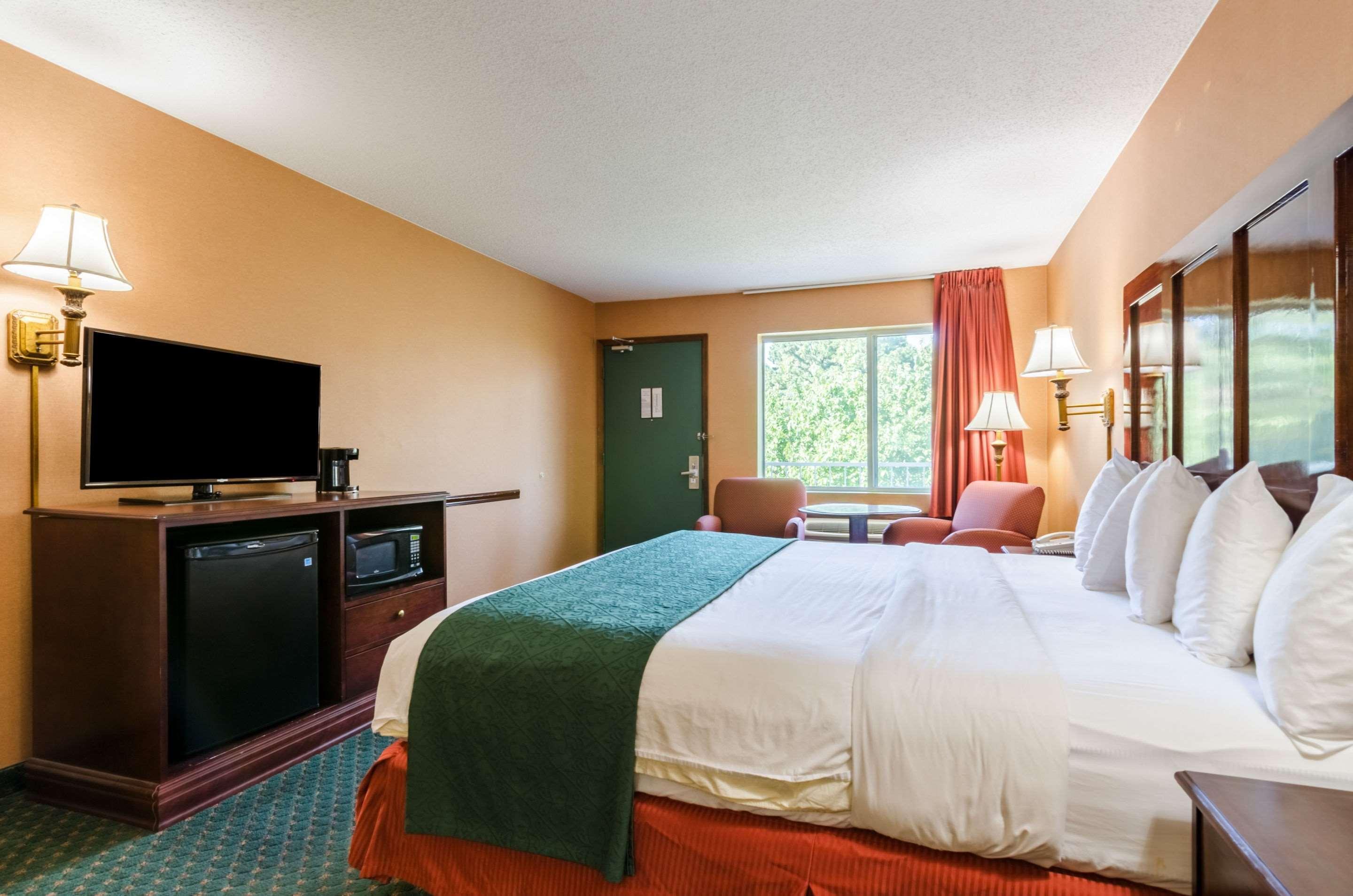 Quality Inn Eureka Springs South Екстериор снимка