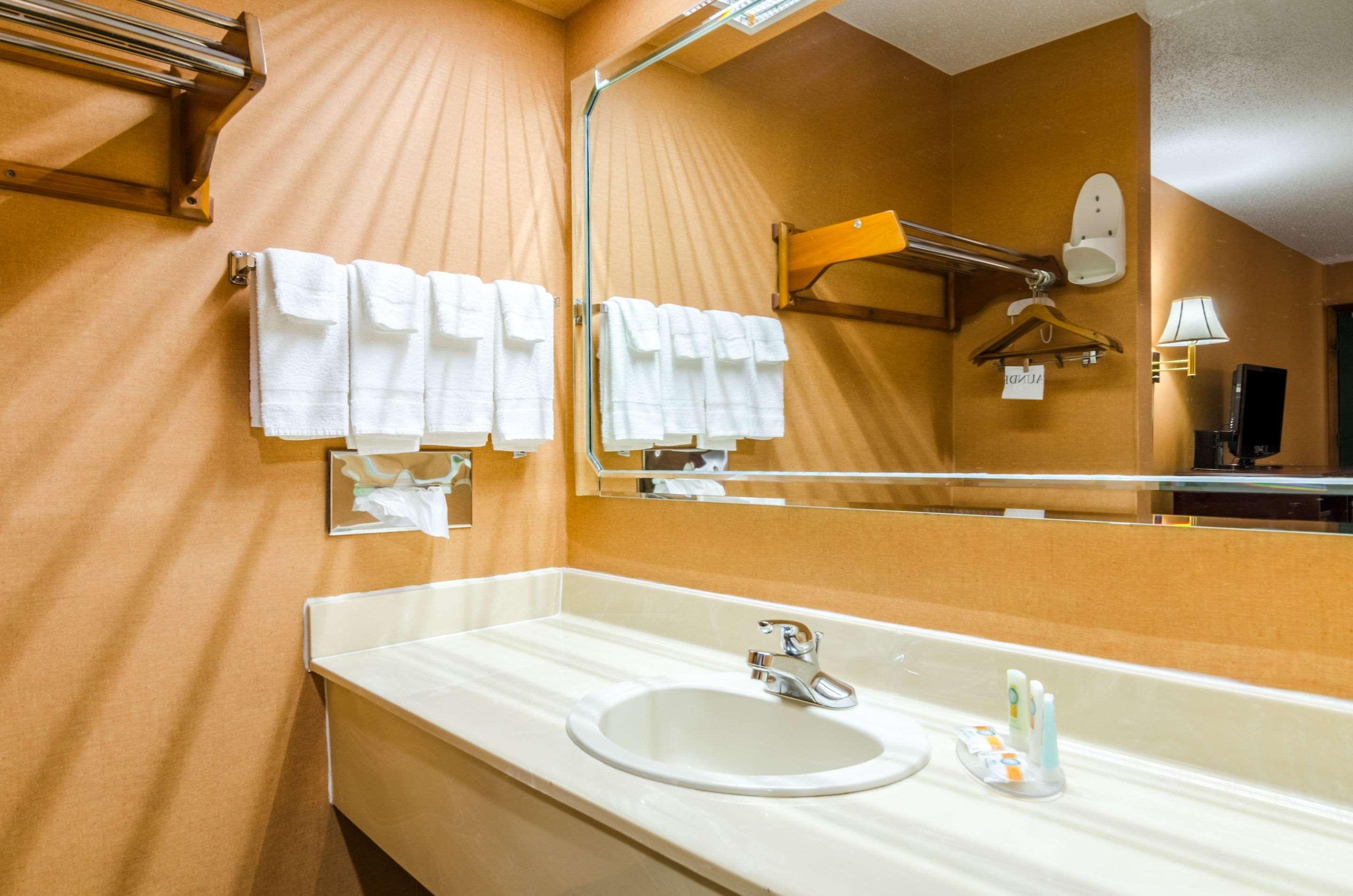 Quality Inn Eureka Springs South Екстериор снимка