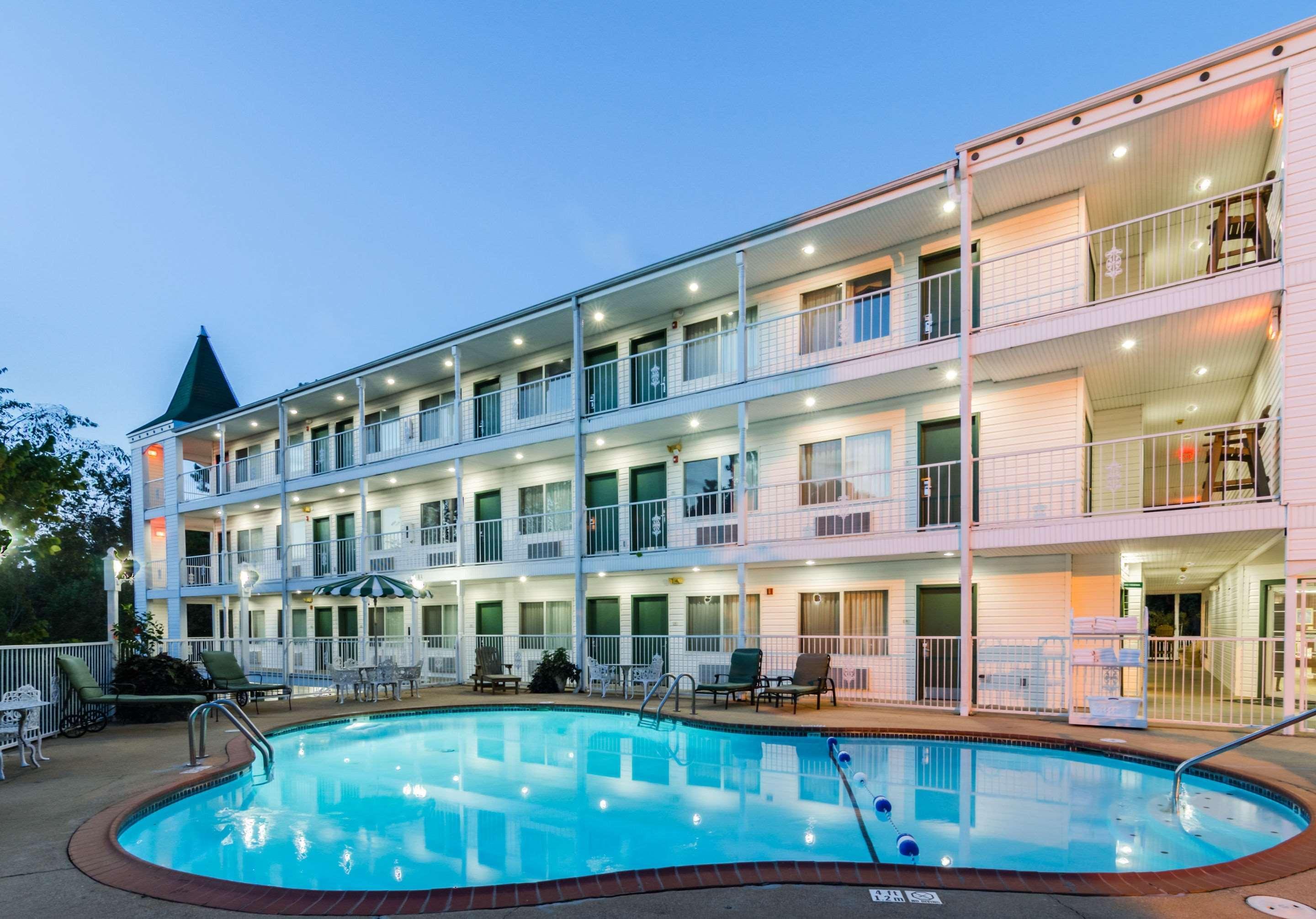 Quality Inn Eureka Springs South Екстериор снимка