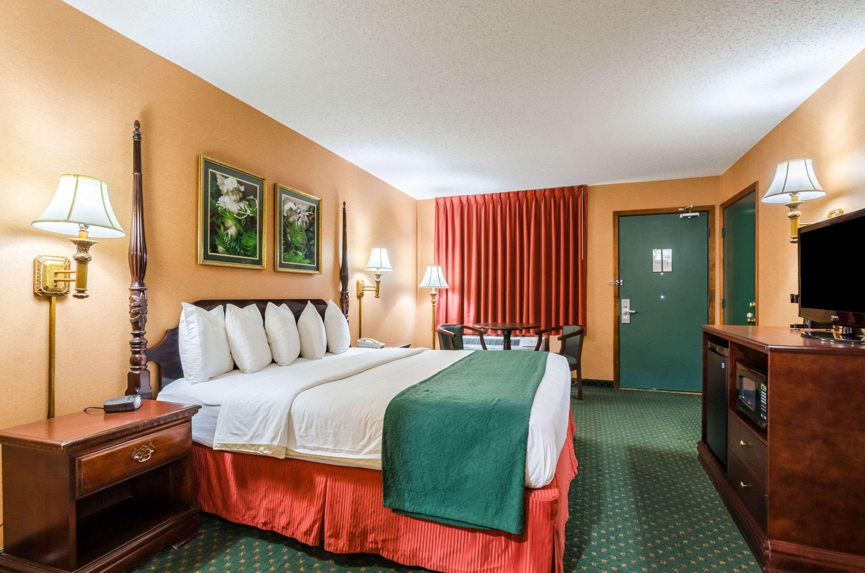Quality Inn Eureka Springs South Екстериор снимка